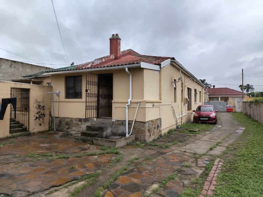 6 Bedroom Property for Sale in Southernwood Eastern Cape